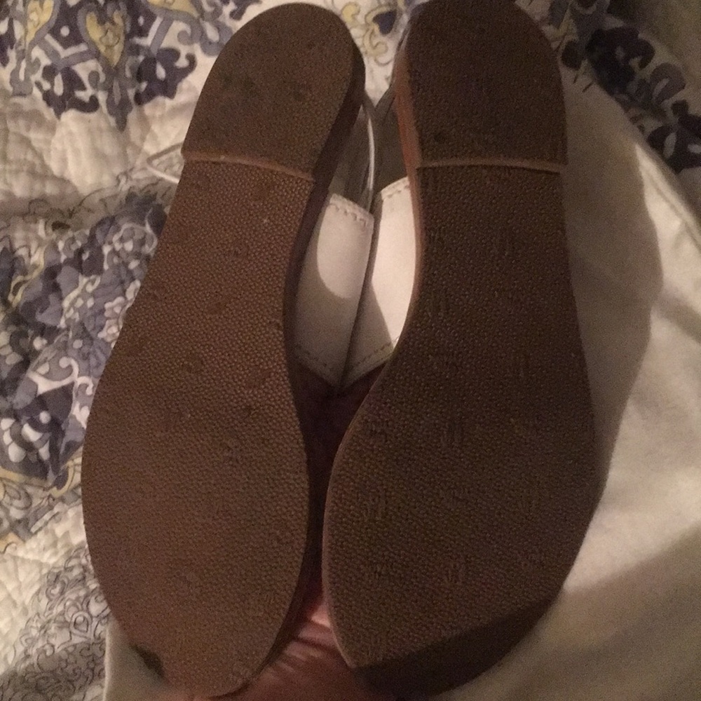 Versace White and Gold Sandals - Picture 4 of 6